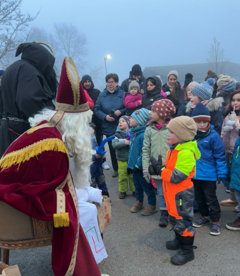 Ëmzuch mam KLEESCHEN den 30. November 2024